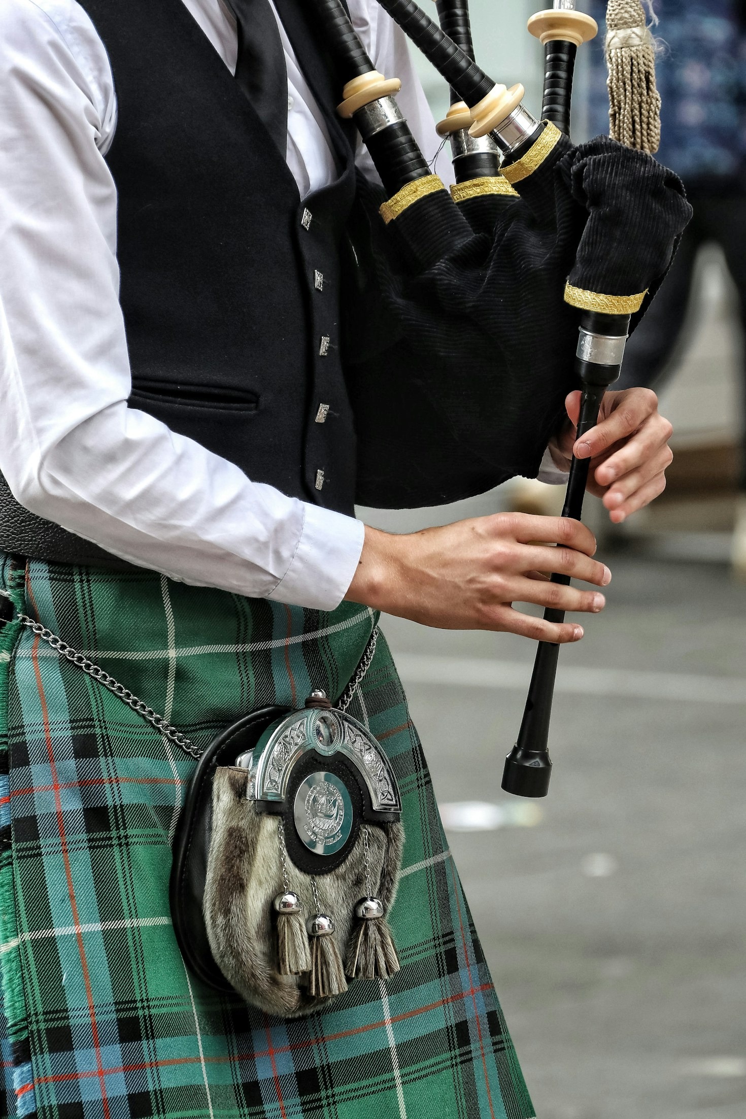 Mastering Highland Tunes with Precision